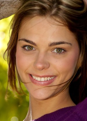 18 year old girl Hailey Little takes off yoga attire to stand naked